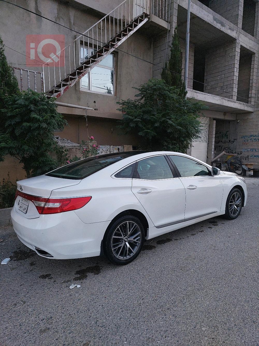 هیوندای ازێرا